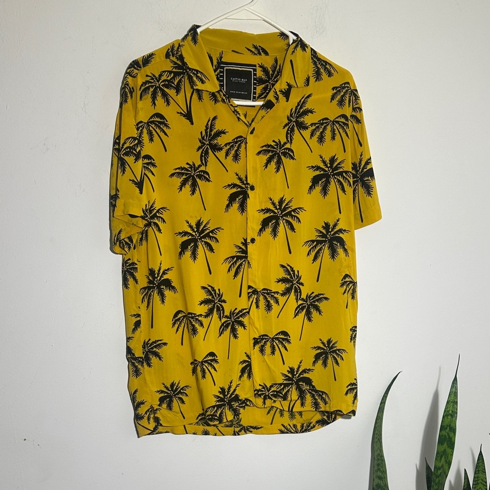 Men's Yellow Palm Print Casual Shirt